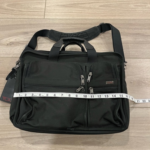 TUMI Alpha Ballistic Nylon Expandable Organizer Laptop Briefcase 26041D4 - Picture 7 of 15